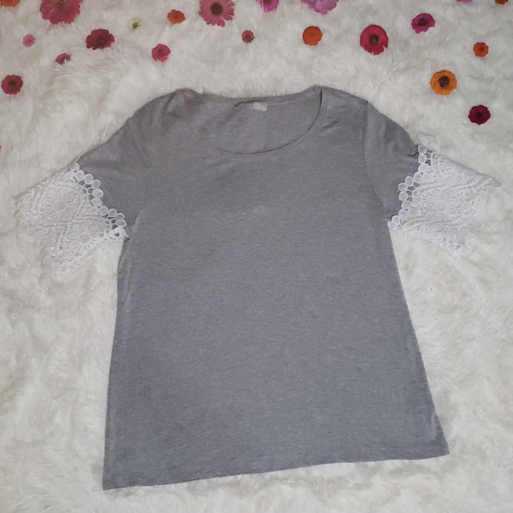 ☆3\$25 ☆  Super soft Milan kiss top